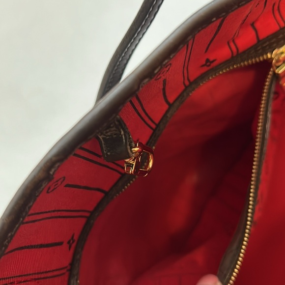 Authentic LV Neverfull Damier Ebene MM AR0029 - Picture 4 of 9